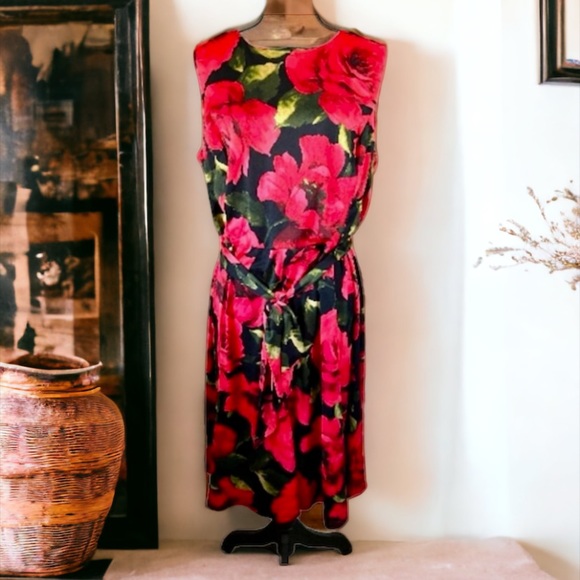 Shelby & Palmer Dresses & Skirts - SHELBY & PALMER BLACK ROSE DRESS SIZE 2X